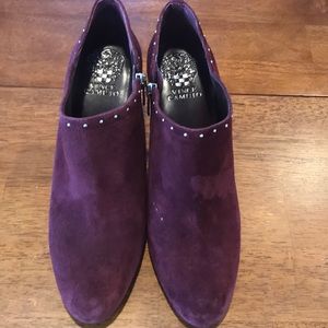 Vince Camuto heeled booties